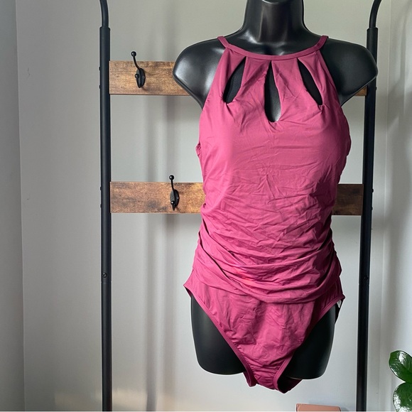 Bleu Rod Beattie ONE PIECE HIGH NECK RUCHED SWIMSUIT in Pomegranate size 14 NEW - Picture 2 of 8